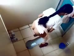 Hidden camera episode with Indian cuties pissing in a WC 